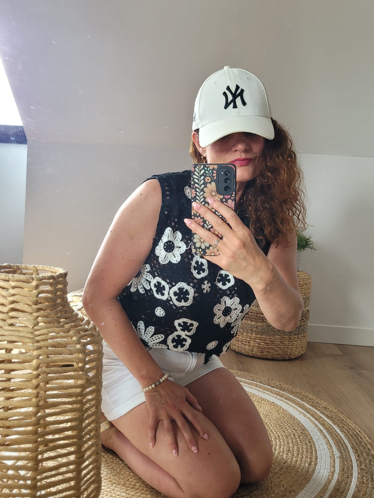 Katia - Top Sans Manches avec motifs floraux